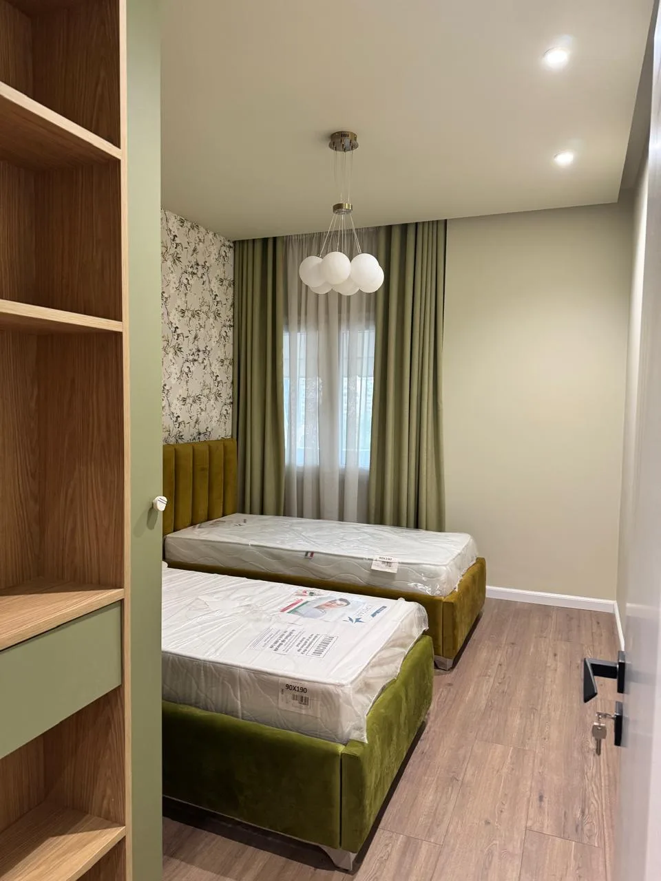 Apartament Me Qera 2+1+2 Ne Qender (ID B2201362) Tirane