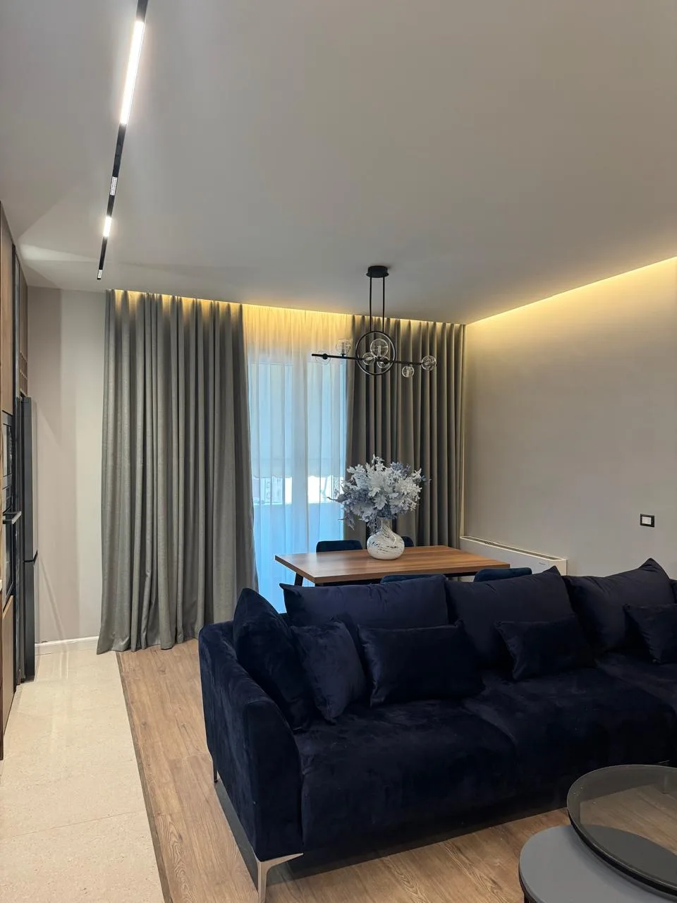 Apartament Me Qera 2+1+2 Ne Qender (ID B2201362) Tirane