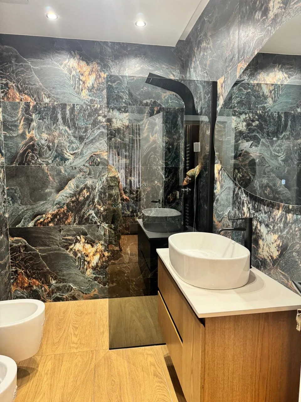 Apartament Me Qera 2+1+2 Ne Qender (ID B2201362) Tirane