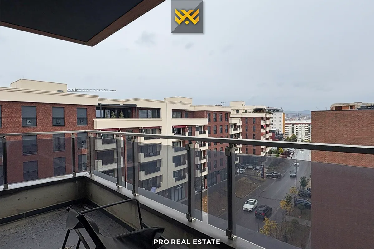 Banesë Penthouse 155m² + 70m² me #QIRA në Dragodan
