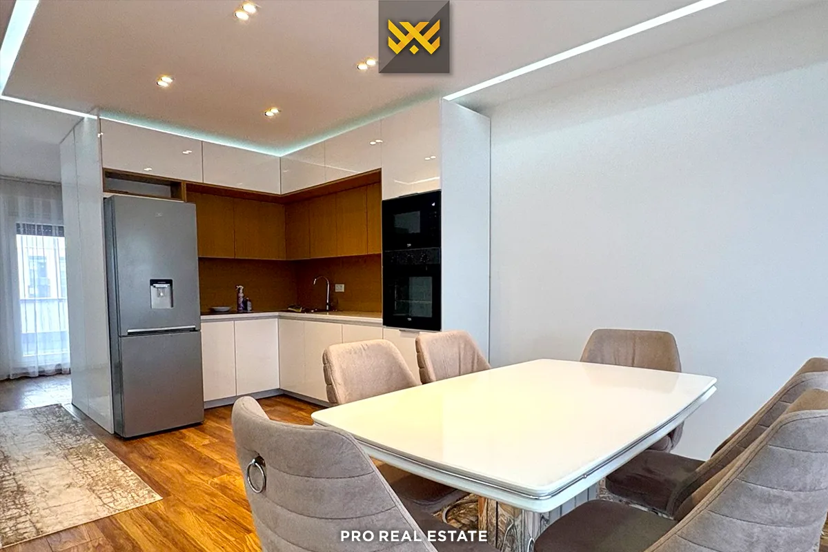 Banesë Penthouse 155m² + 70m² me #QIRA në Dragodan