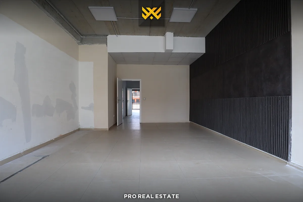 Lokal - Zyrë 85m² për #SHITJE në Lagjen e Muhaxherëve.