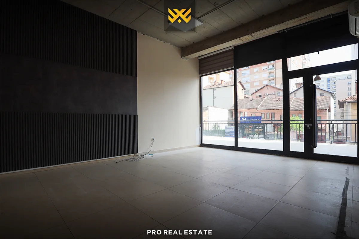 Lokal - Zyrë 85m² për #SHITJE në Lagjen e Muhaxherëve.