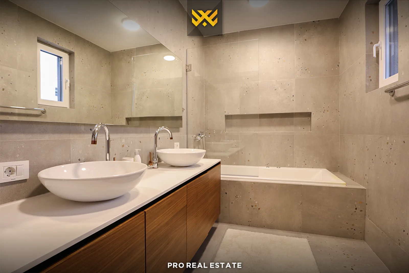 Banesë 144m² për #SHITJE në Veternik