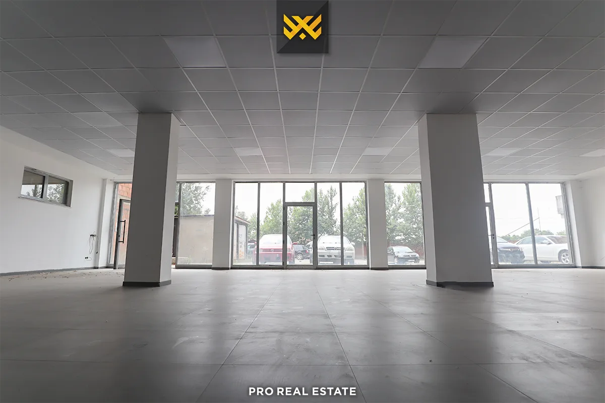 Lokal 393.23m² me #QIRA në Fushë Kosovë