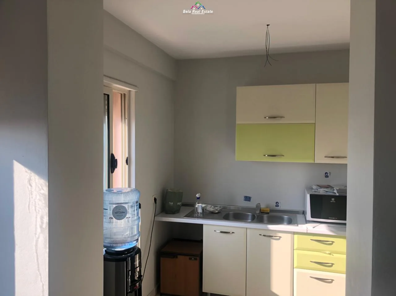 Zyre/Apartament Me Qera 2+1 Tek Jordan Misja ( ID BZ2397) Tirane