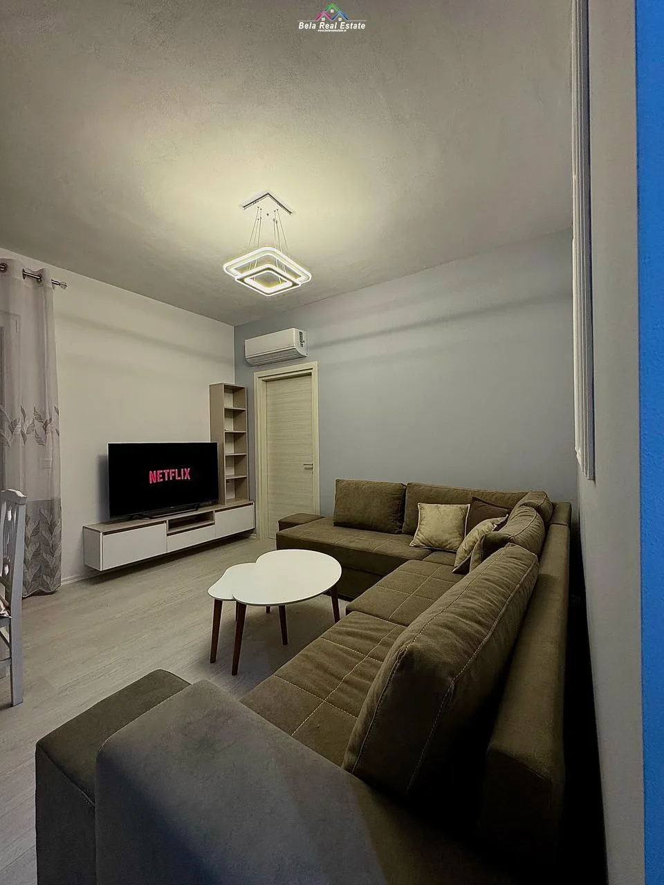 Apartament me qera 1+1+ Post Parkimi Tek Ish Fusha e Aviacionit (ID B2101002) Tirane