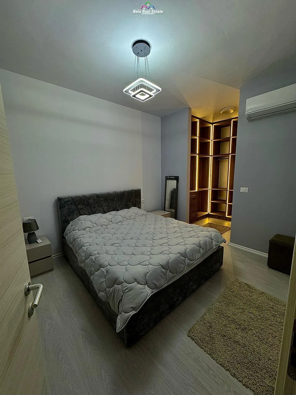 Apartament me qera 1+1+ Post Parkimi Tek Ish Fusha e Aviacionit (ID B2101002) Tirane