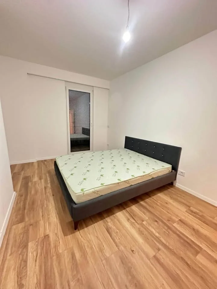 Banesë me qira 2+1 në Lagjen Prishtina e Re