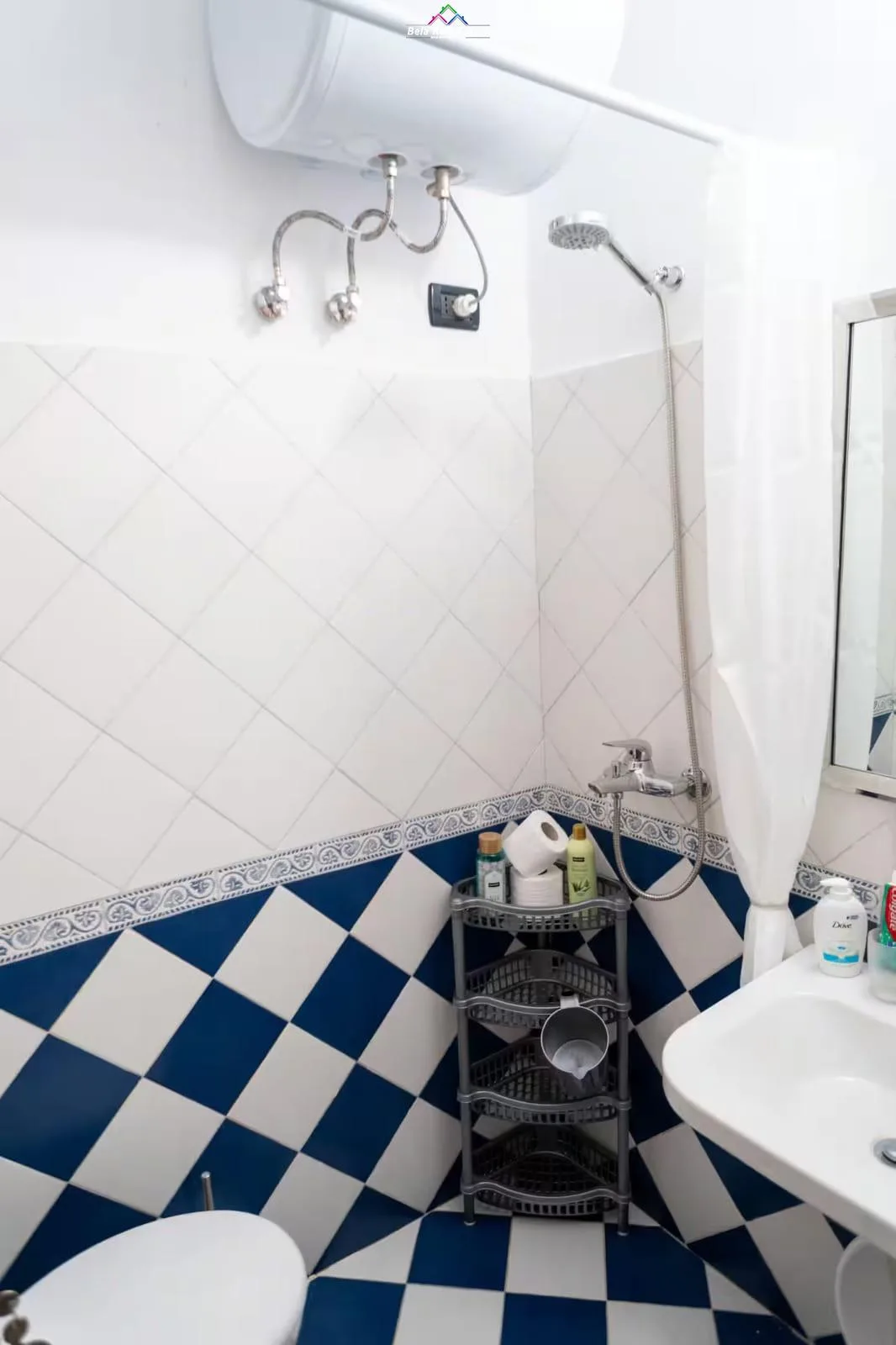 Zyre Me Qera Tek Pazari i Ri (ID BZ2772) Tirane