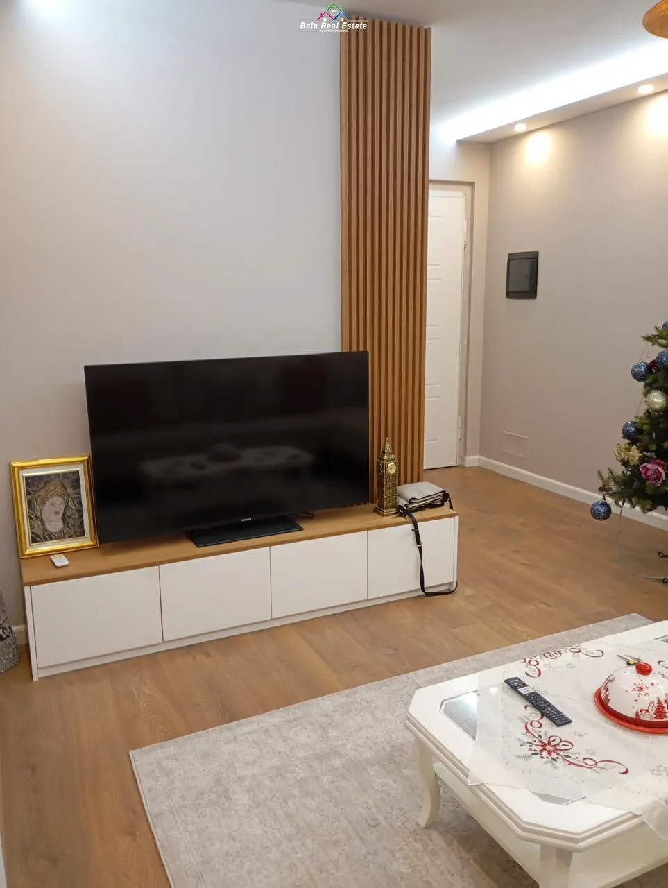 Apartament Ne Shitje 2+1 ne Myslym Shyri (ID B120637) Tirane​