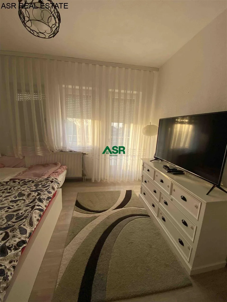 Lëshohet shtepia me #qira në lagjen Arberia