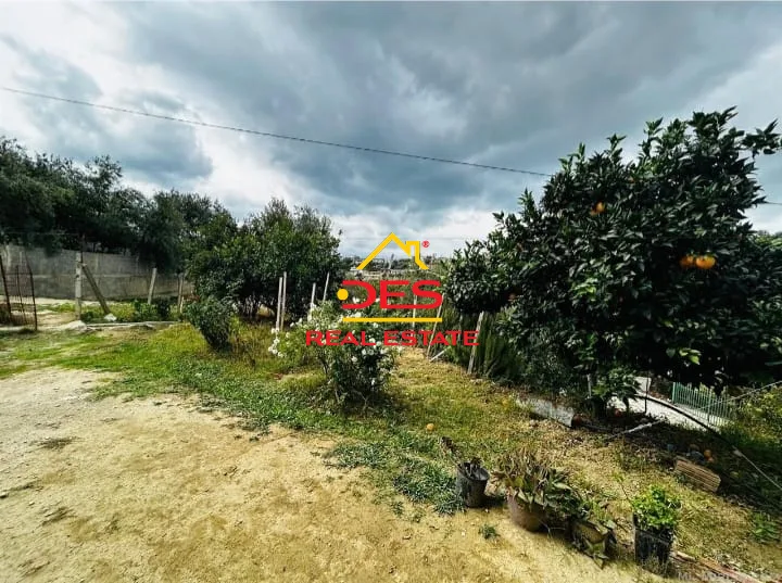 Shitet shtëpi private në kuzum baba,vlorë.