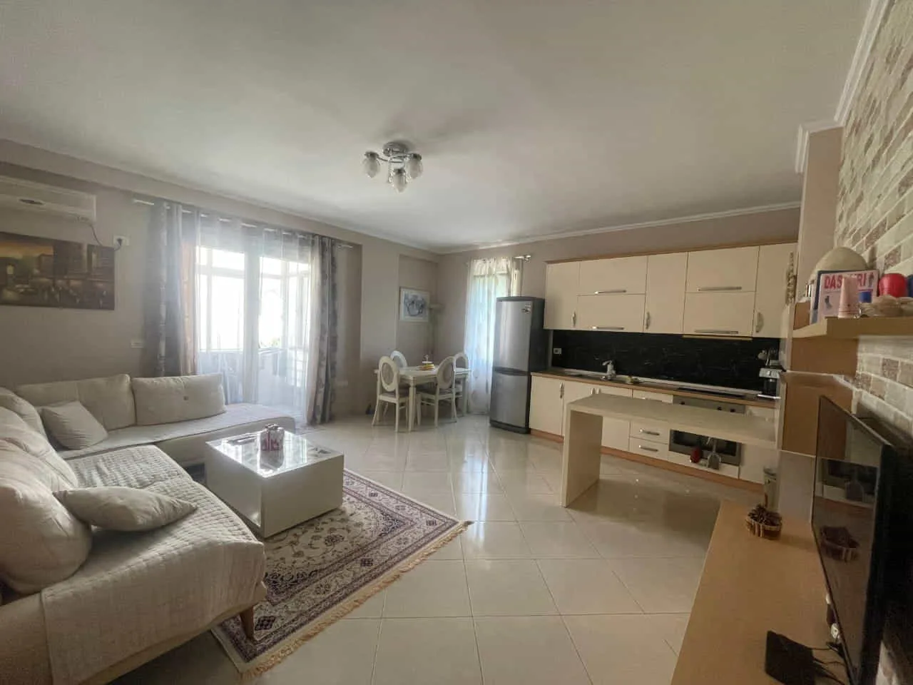 Apartament Me Qera 1+1 Ne Fresk (ID B2101134) Tirane.