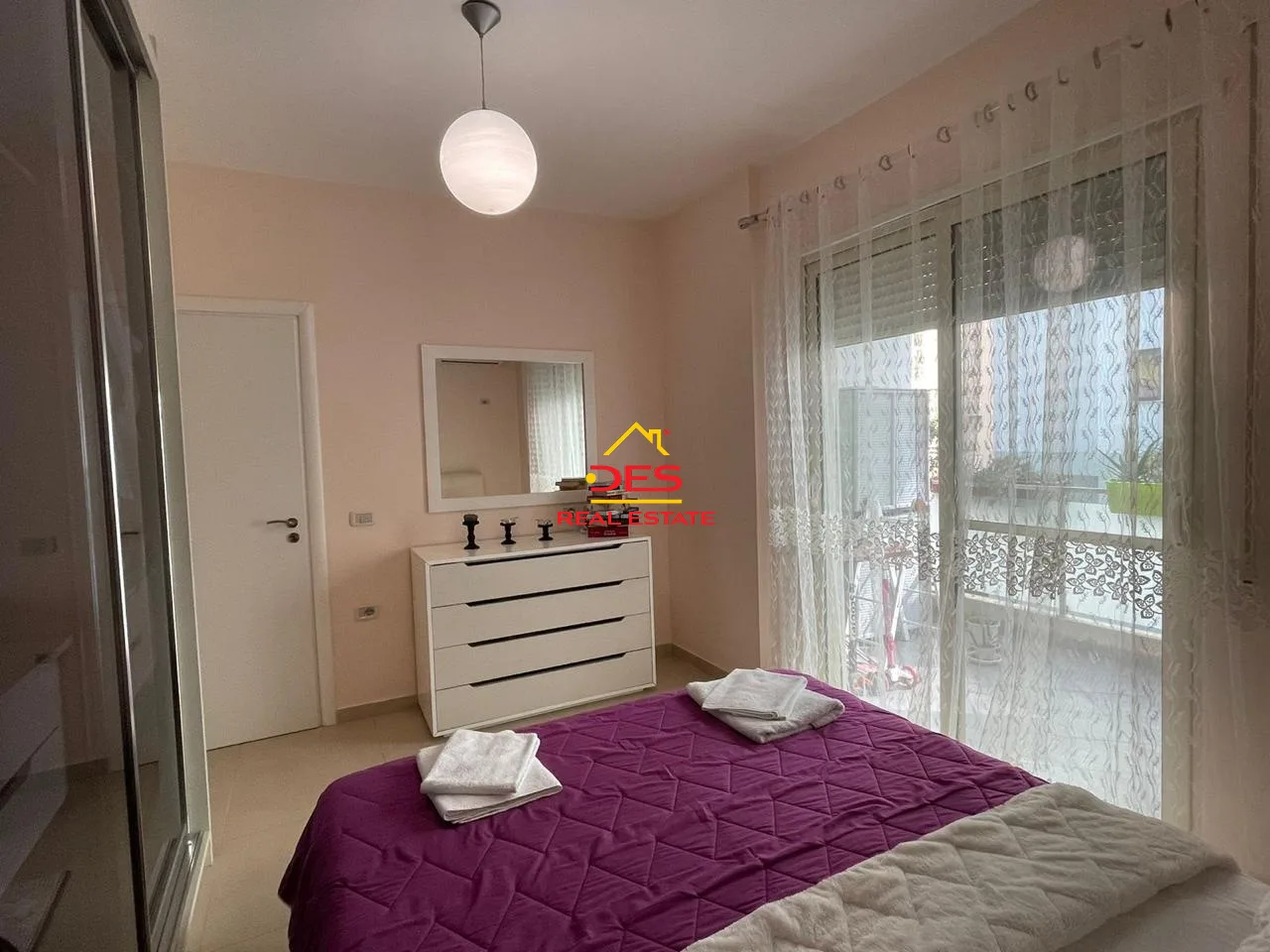 JEPET ME QIRA APARTAMENT 2+1 NË LUNGOMARE ,VLORË. 📍 Pranë Restorant Primo Gusto