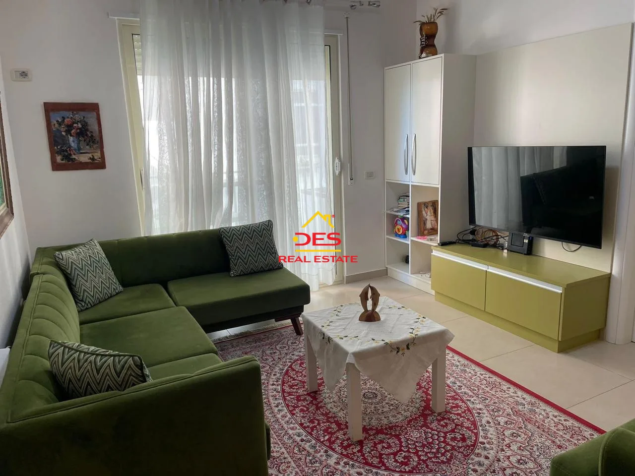 JEPET ME QIRA APARTAMENT 2+1 NË LUNGOMARE ,VLORË. 📍 Pranë Restorant Primo Gusto