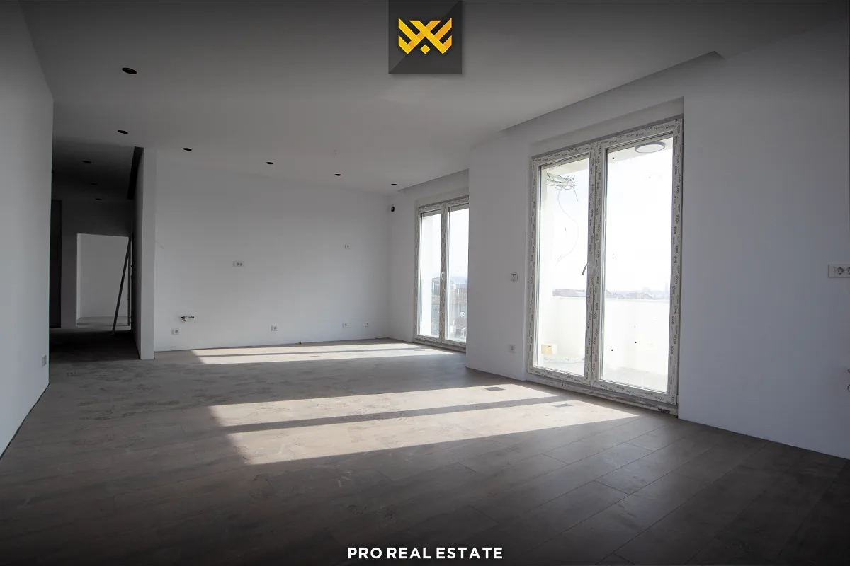 Banesë Penthouse 300m² +40m² me #QIRA në Lagjen e Muhaxherëve.