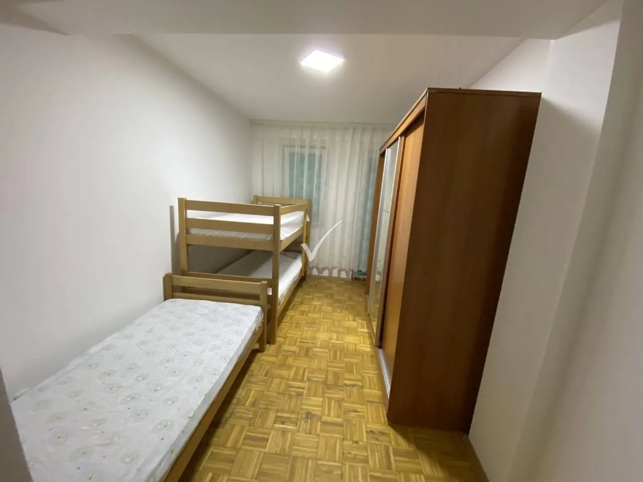Banesë me qira 2+1 në Matin 1