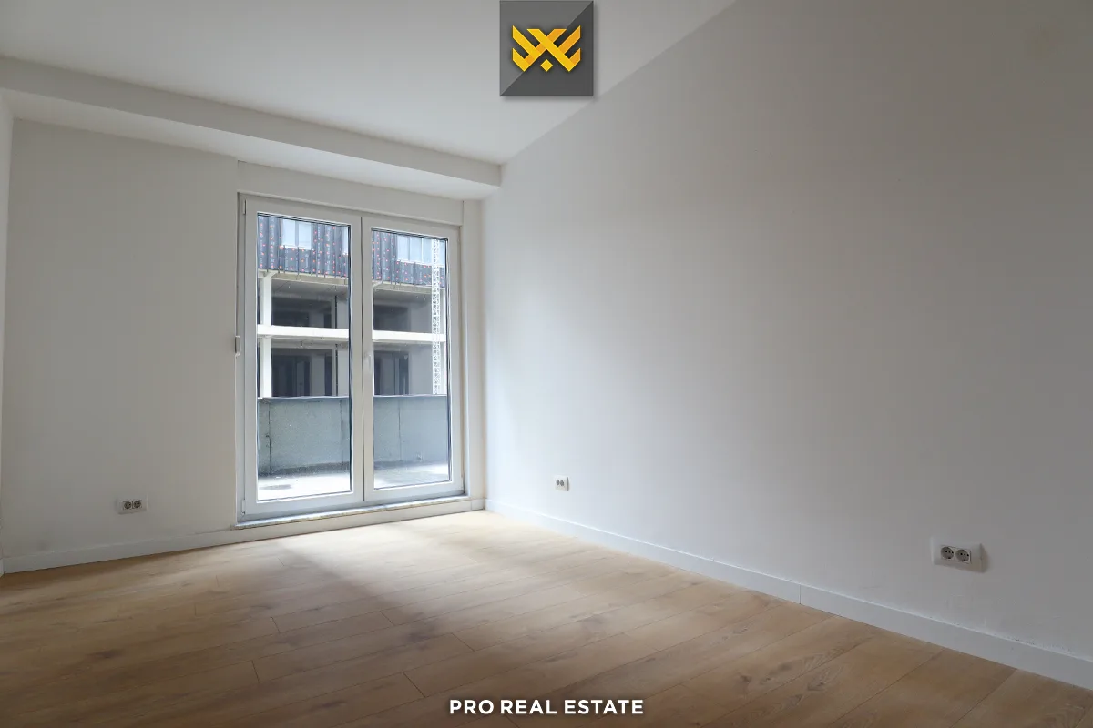 Banesë / Zyrë 150m² + 130m² me #QIRA në Lakrishtë
