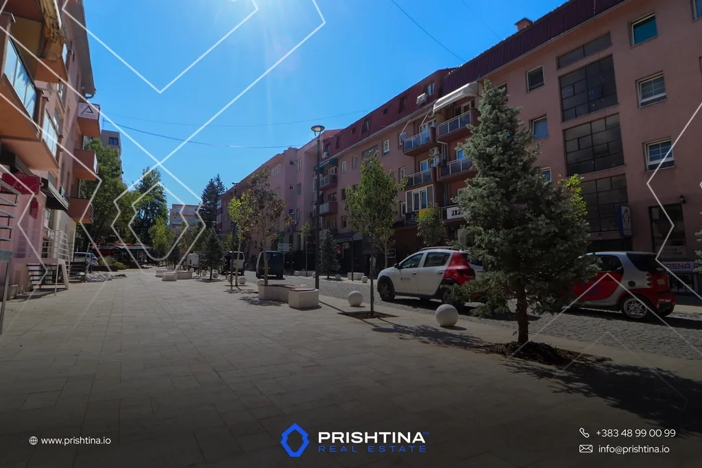 Lokal ne #shitje 86m2 ne Qender