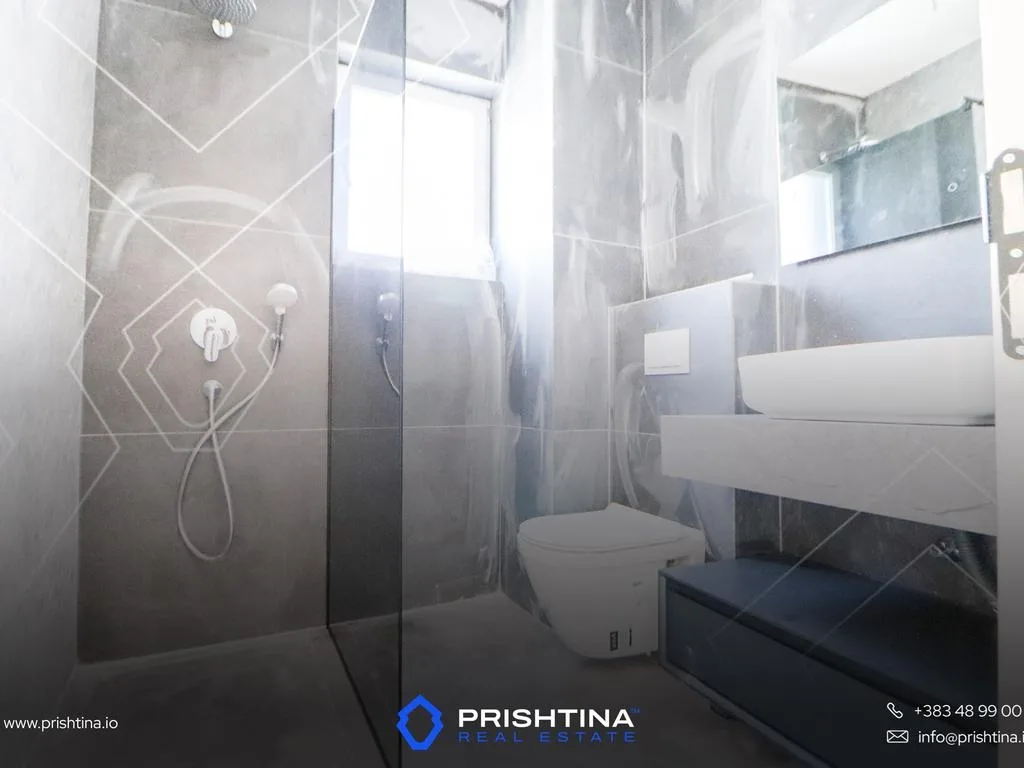 Shtëpi me qira 364m² në Priam Village
