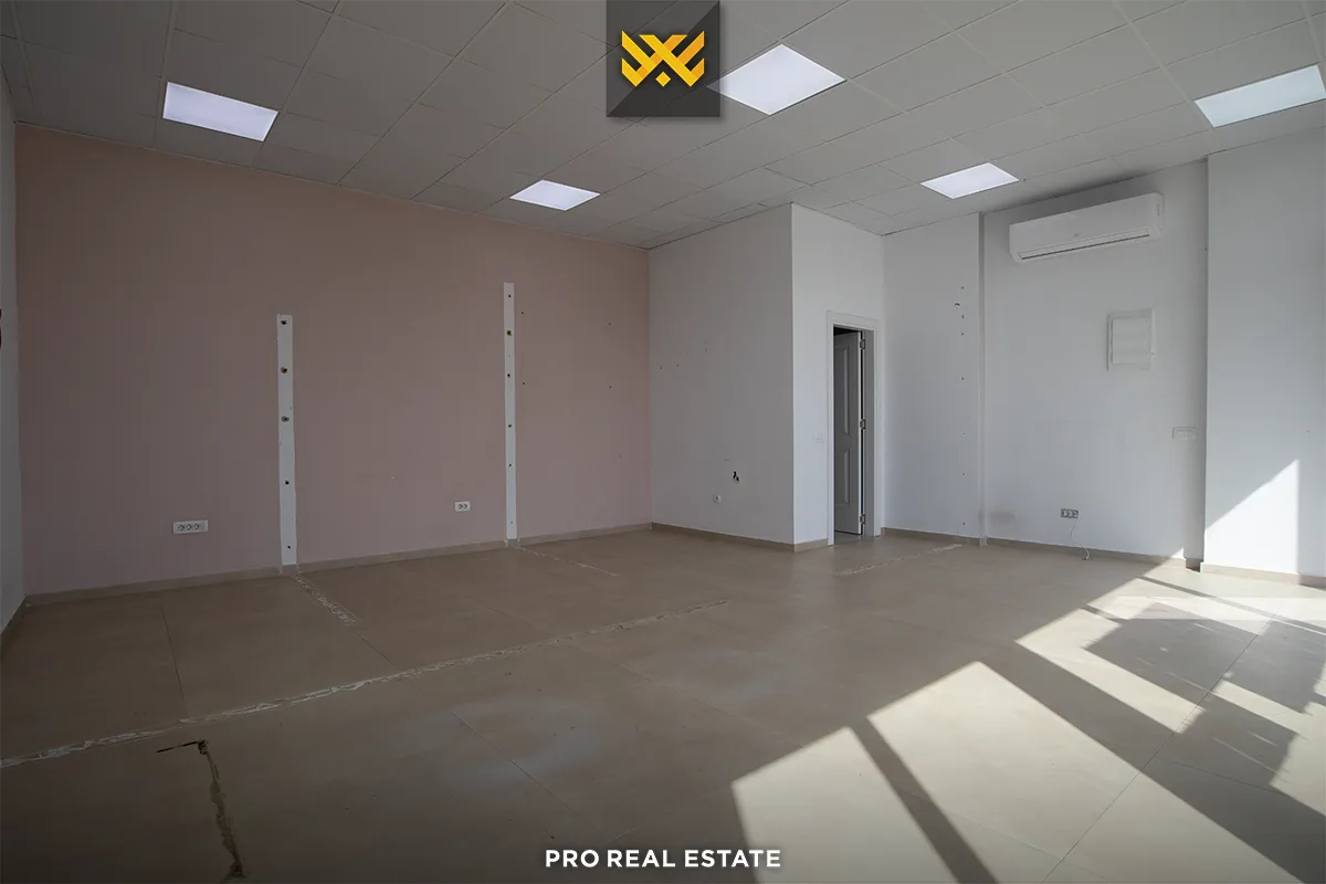 Lokal 47.88m² për #SHITJE në Bregun e Diellit.