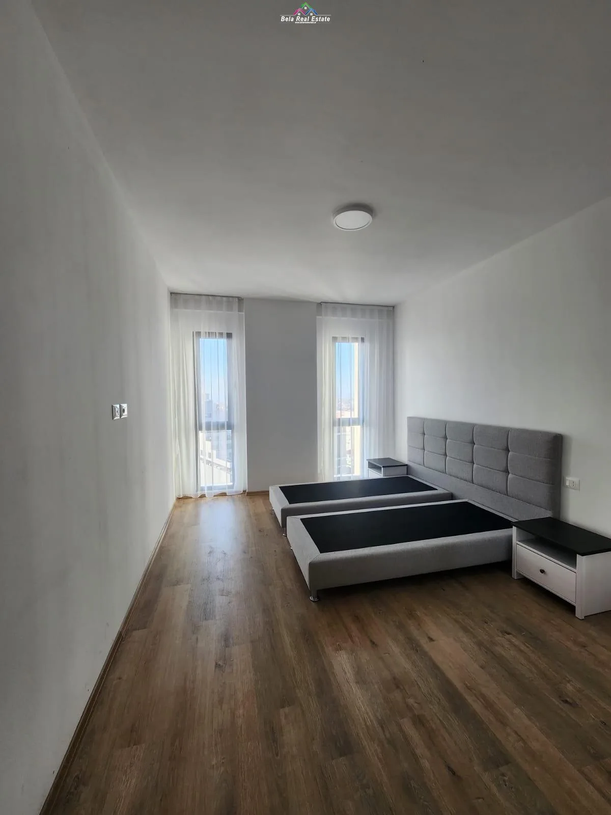 Apartament me Qera  1+1 Tek Farmacia 10 (ID B210524) Tirane.