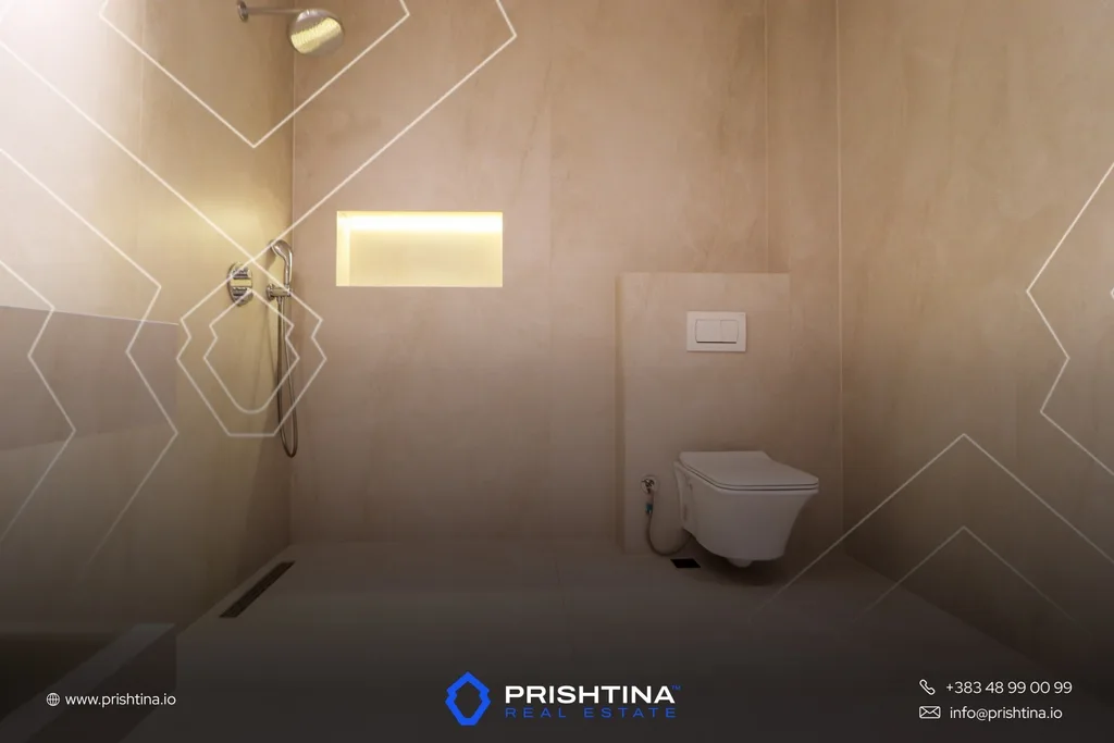 Shtëpi me qira 550m² në Dragodan