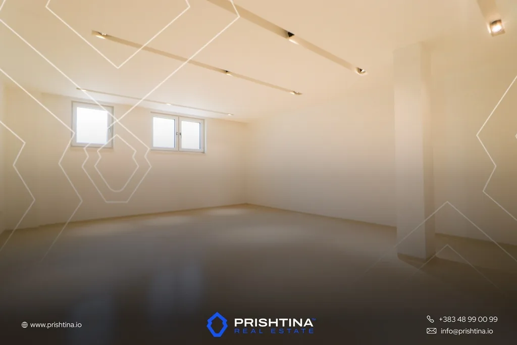 Shtëpi me qira 550m² në Dragodan