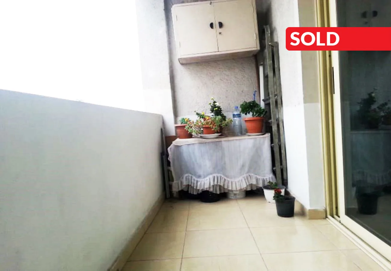 Shitet apartament 1+1 në lagjen “15 tetori”, fier.