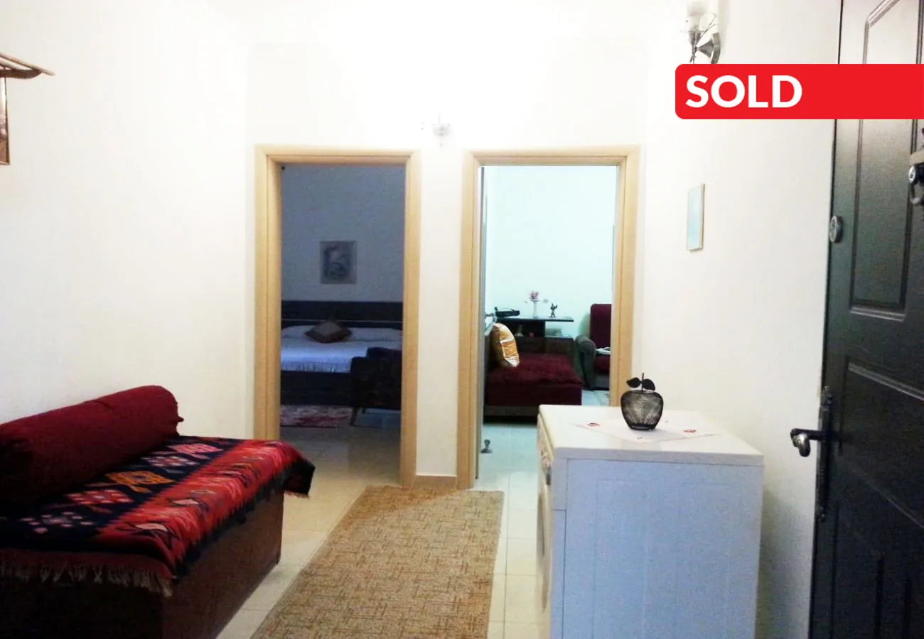 Shitet apartament 1+1 në lagjen “15 tetori”, fier.