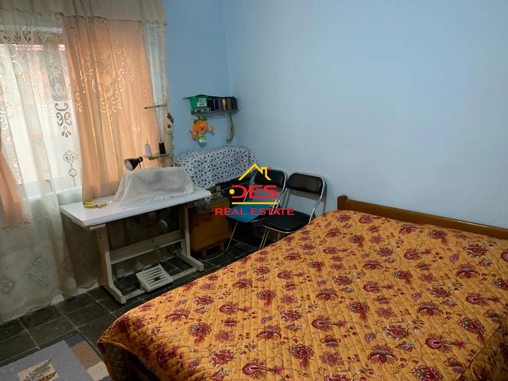 Shitet apartament 2+1 në lagjen ‘ beqir dardha’, elbasan.