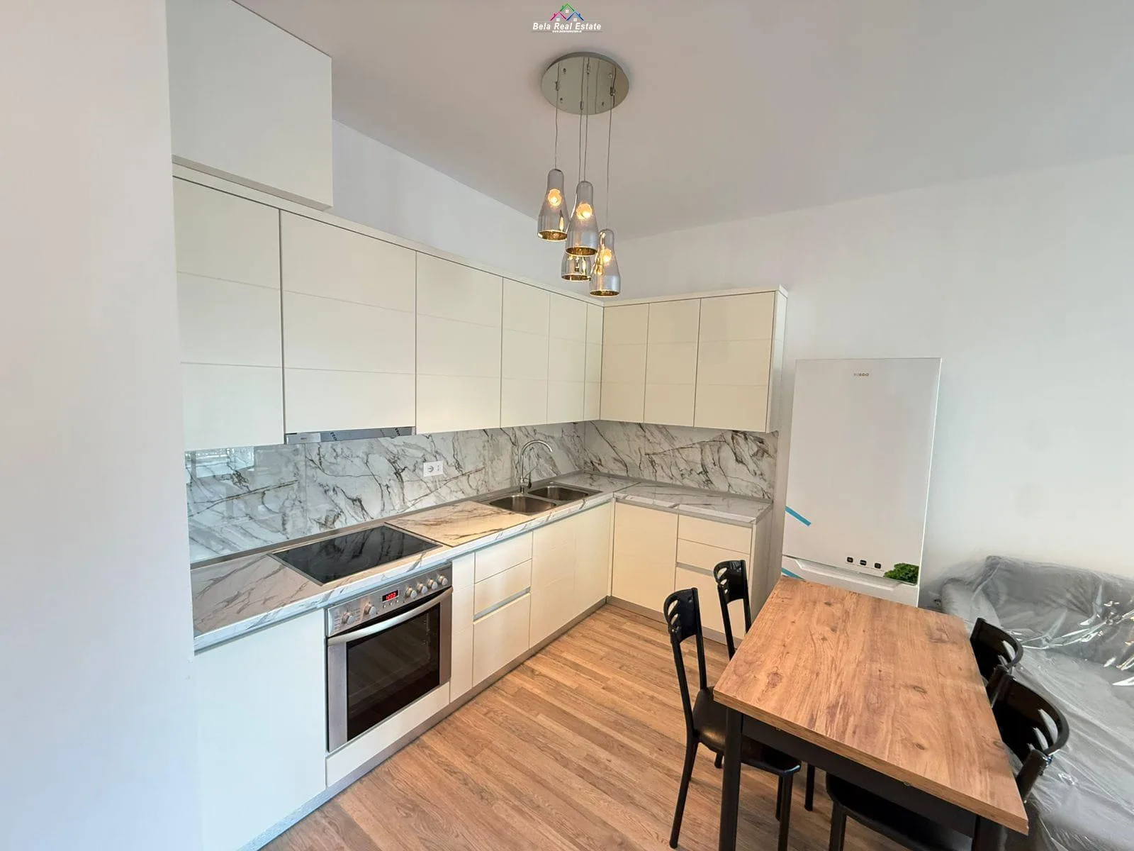 Apartament Me Qera 1+1 Tek Fusha e Aviacionit (ID B2101392) Tirane
