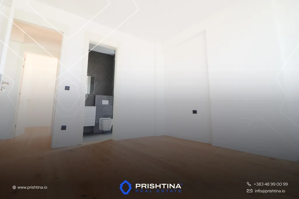 Terasier me qira 120m² në Marigona Hill