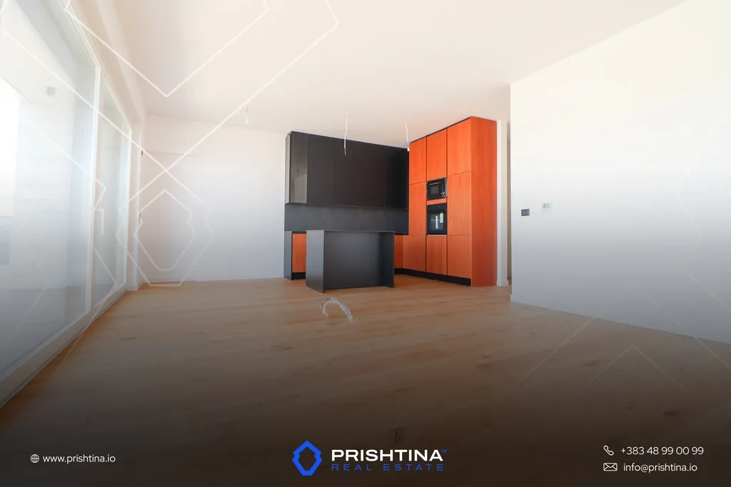 Terasier me qira 120m² në Marigona Hill