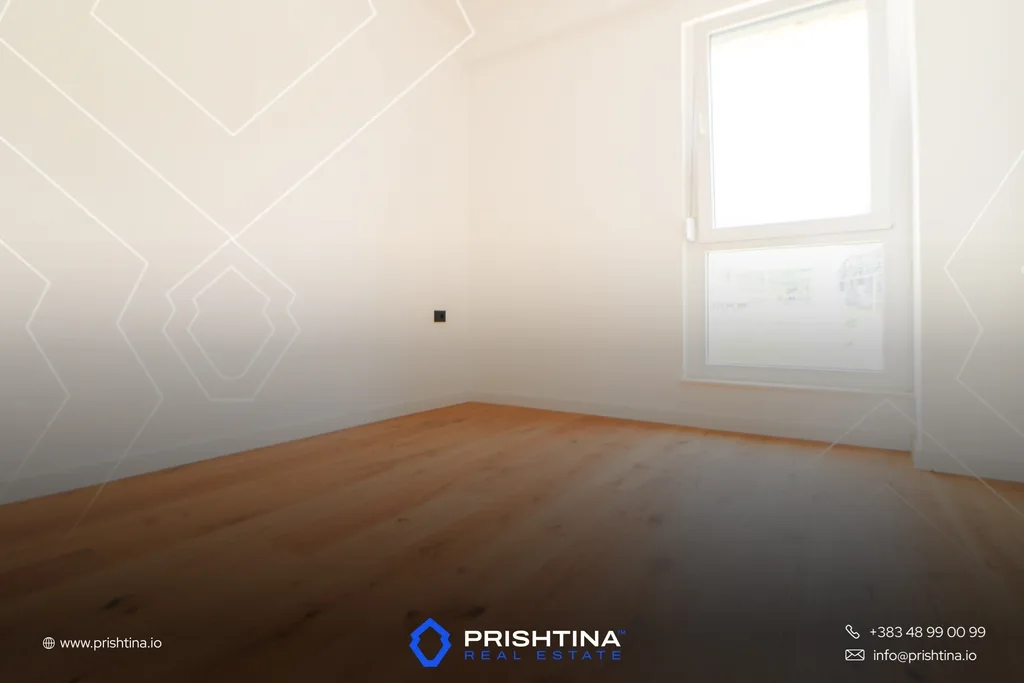 Terasier me qira 120m² në Marigona Hill