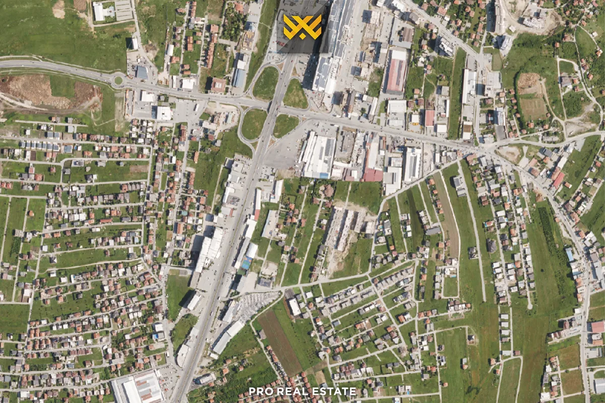 Lokal / Zyrë 1200m² me #QIRA në Veternik