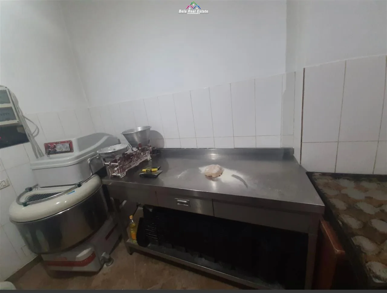 Shitet Biznes Furre Buke Ne Astir (ID BSHB112) Tirane