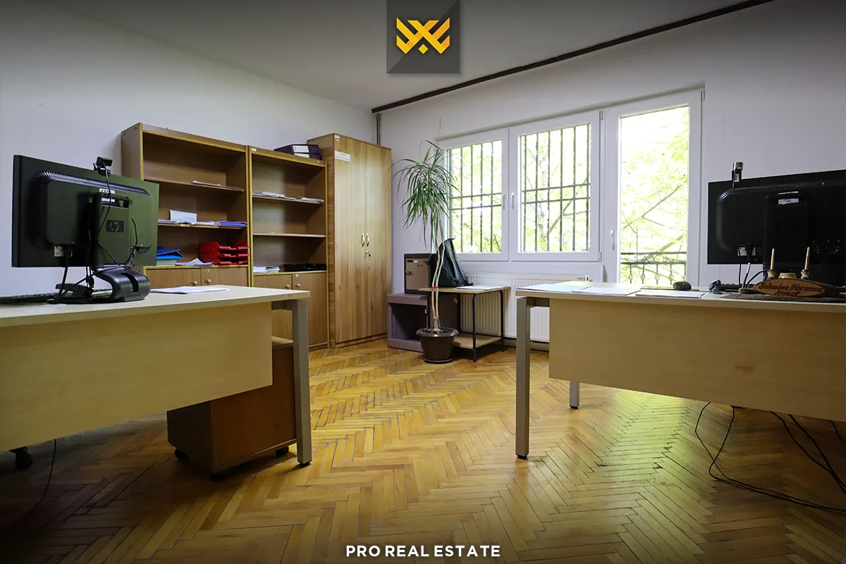 Objekt 430m² me #QIRA në Pejton.