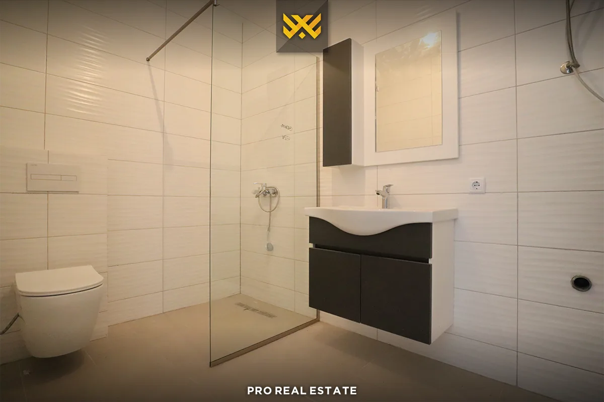 Banesë 184m² për #SHITJE në Qendër