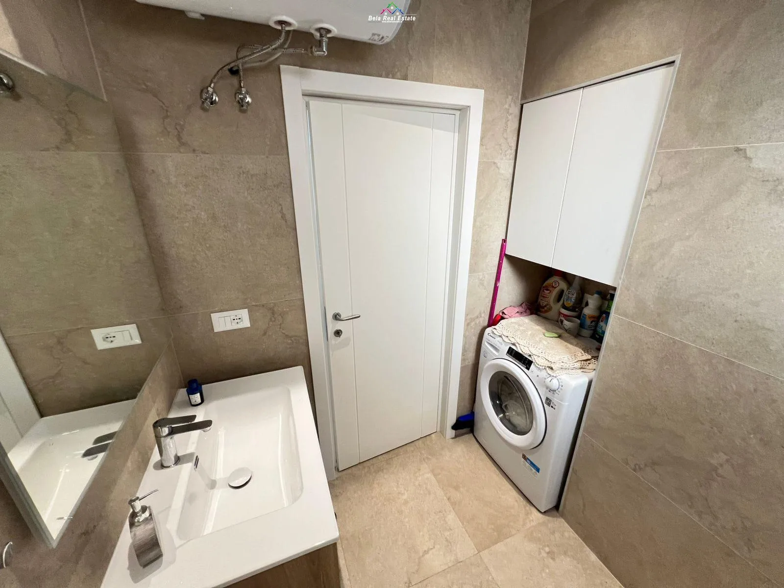 Apartament Me Qera 2+1 Ne Qender (ID B221356) Tirane