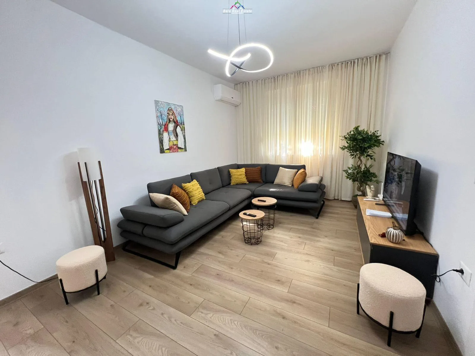 Apartament Me Qera 2+1 Ne Qender (ID B221356) Tirane