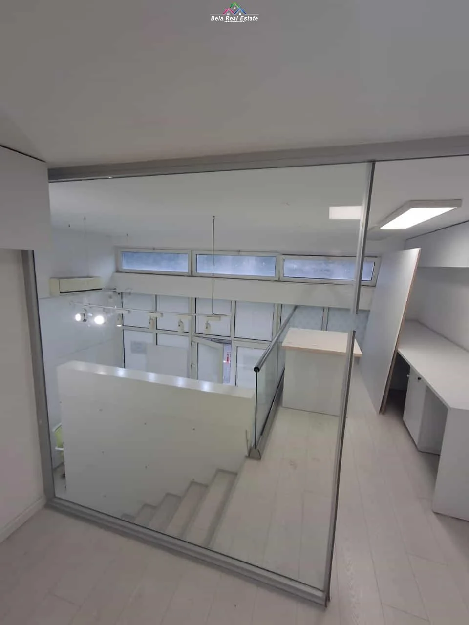 Dyqan duplex Me qera tek Stacioni i Trenit (ID BD21655)Tirane