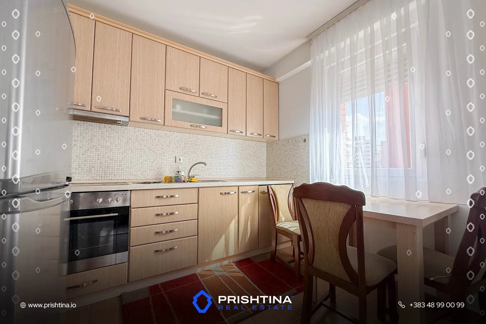 Banesë me qira 80m² në Rrugën B