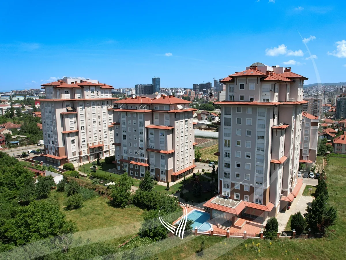 Duplex 156m2 me qira në lagjen Kalabria – Emshir – Prishtina Stars