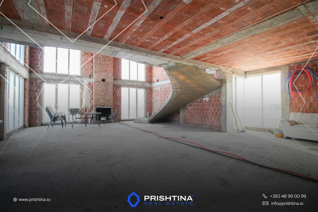 Shtepi ne #shitje 465m² + 5 ari ne Veternik 🏡✨