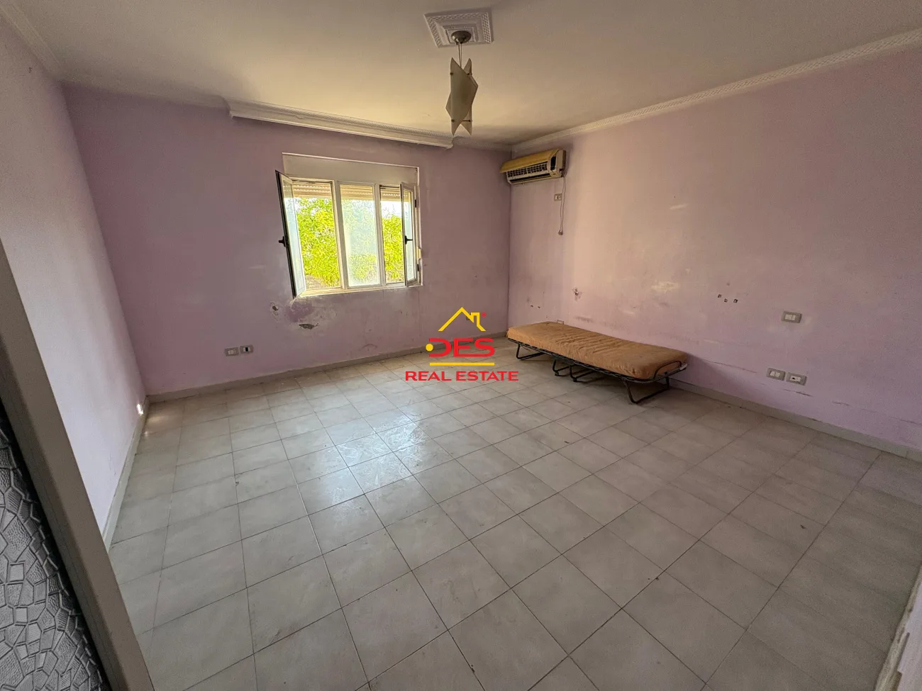 Shitet shtëpi private në çole, vlorë.