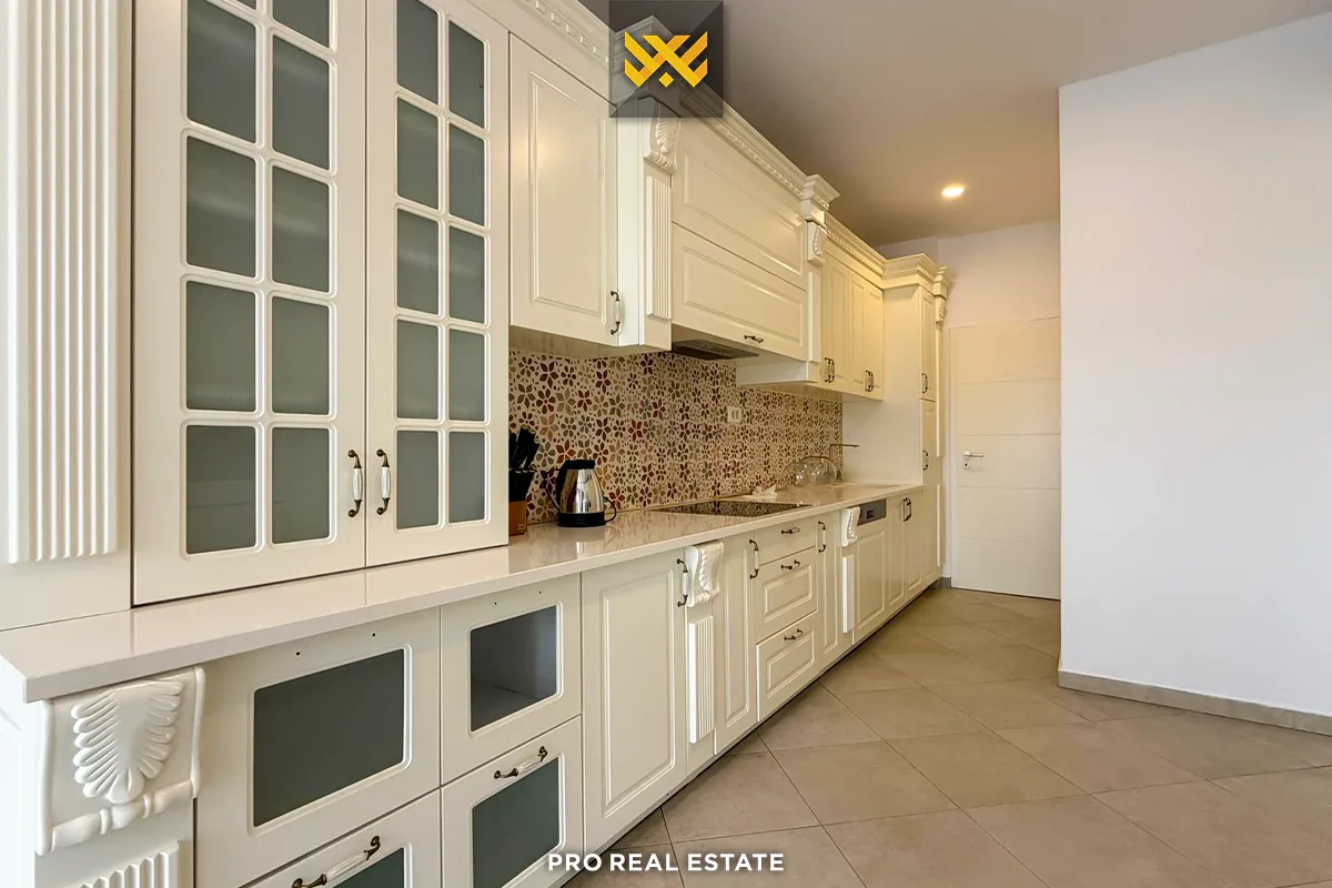 Banesë Penthouse 350m² për #SHITJE në Fushë Kosovë