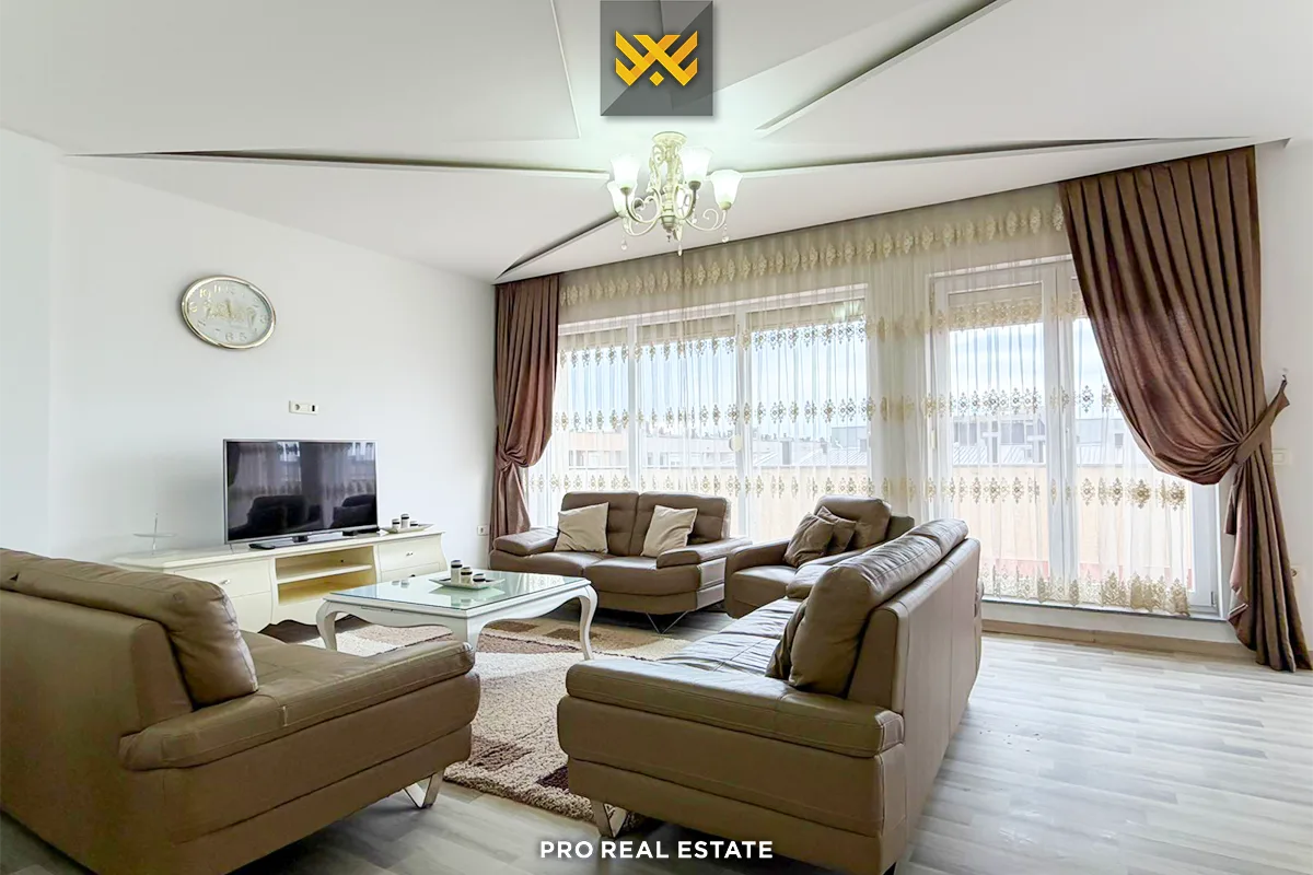 Banesë Penthouse 350m² për #SHITJE në Fushë Kosovë