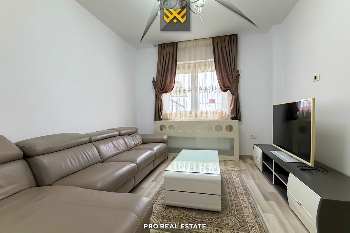 Banesë Penthouse 350m² për #SHITJE në Fushë Kosovë
